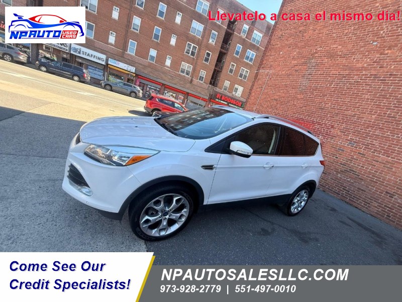 2014 Ford Escape Titanium 4WD's photo